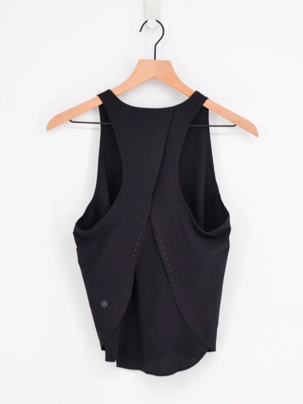 Lululemon Swift Ventilated Racerback Running Tank Top Black 6 - Picture 4 of 5